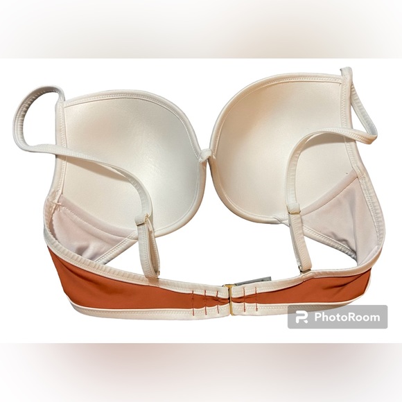 Victoria’s Secret Fabulous push up bikini top - Picture 2 of 6